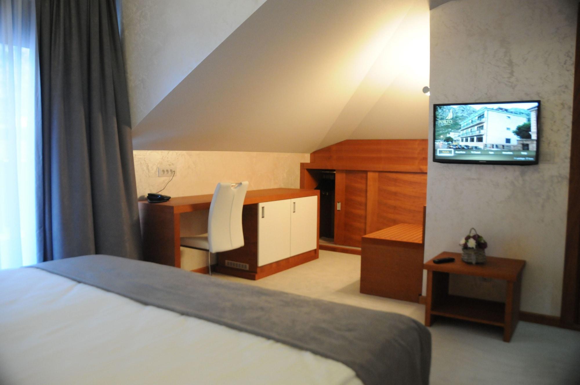 Hotel Porto In Kotor Exteriör bild