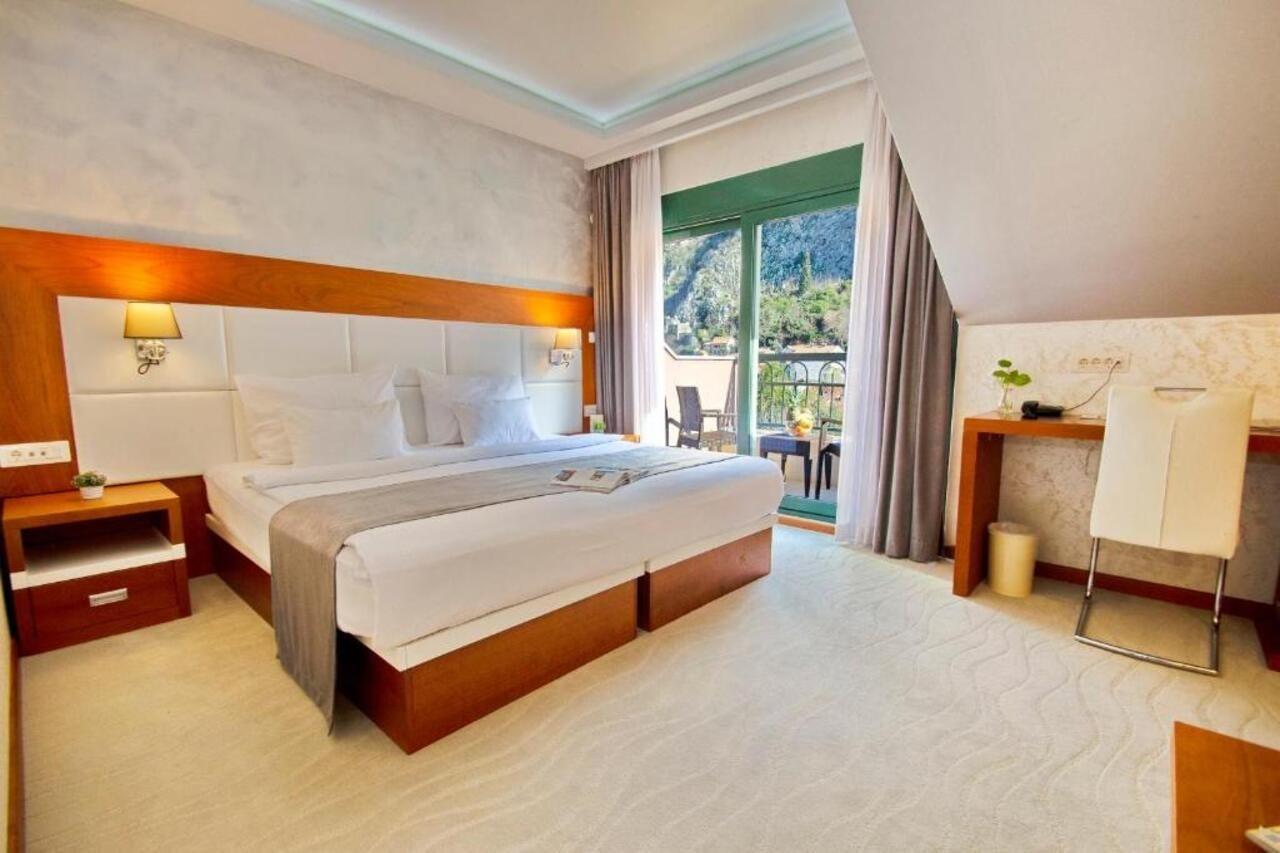 Hotel Porto In Kotor Exteriör bild
