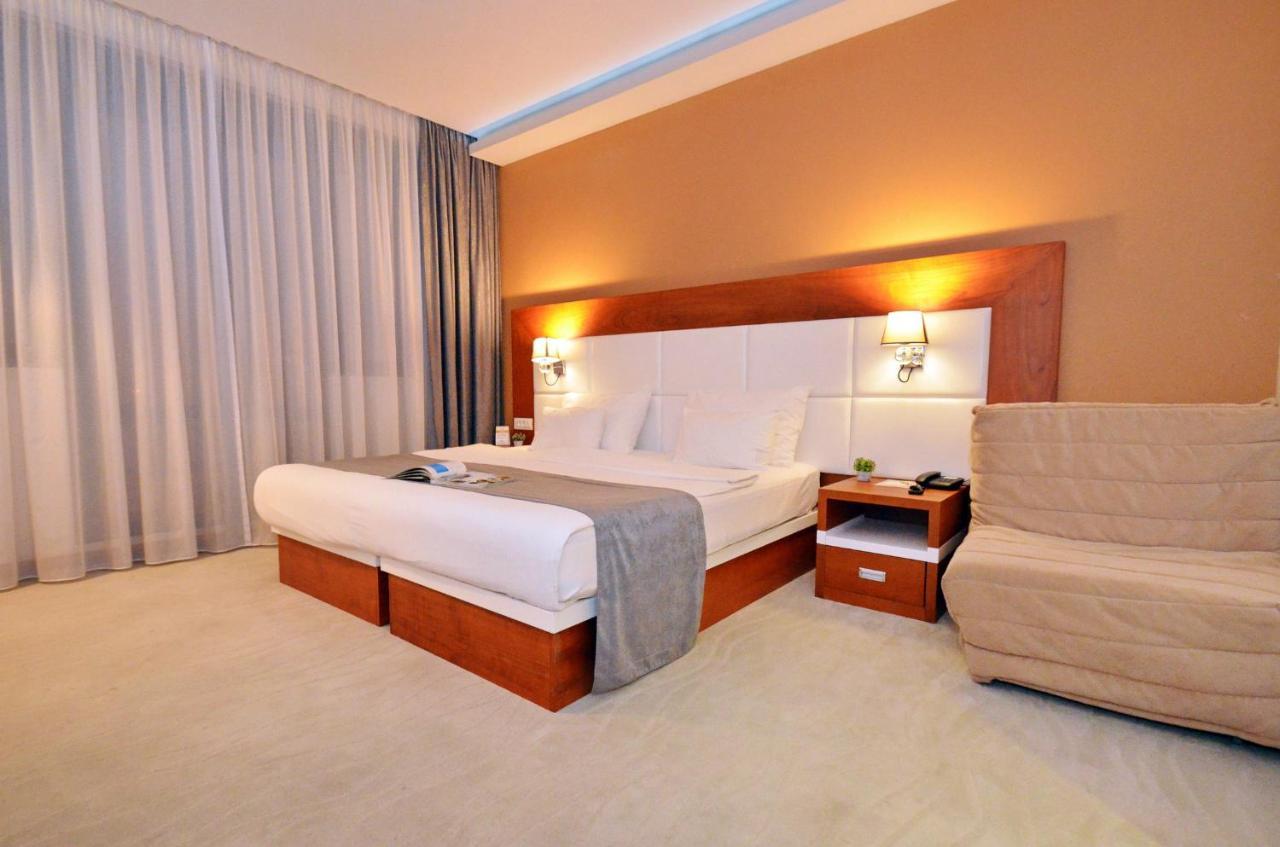 Hotel Porto In Kotor Exteriör bild